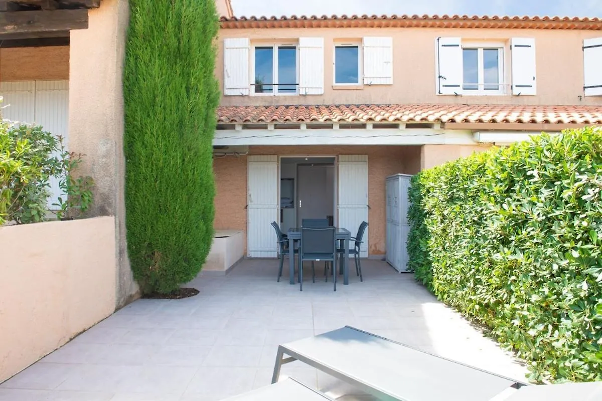 Mazet Design Vue Mer 4 Guests Sainte-Maxime France