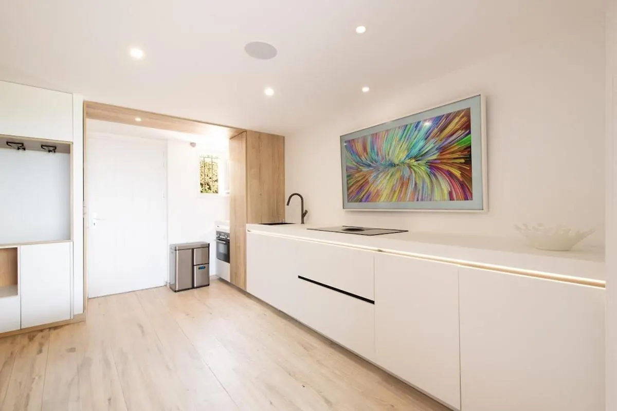 Mazet Design Vue Mer 4 Guests Sainte-Maxime France